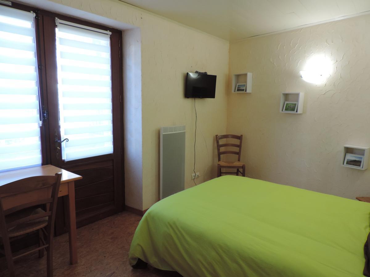 Auberge Du Brabant Chez Titof Roche-en-Regnier Dış mekan fotoğraf